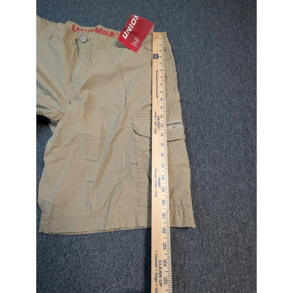 Unionbay Mens Cargo Shorts Grain Khaki Tan Cotton Y188Z36 Size 40 NWT